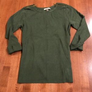 Roz&Ali sweater with zipper detail_Size L_Olive